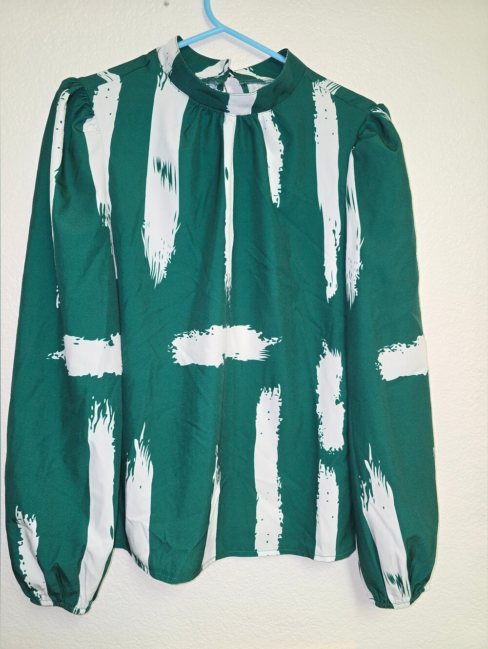 SHEIN Green and White Brushstroke Long-Sleeve Blouse